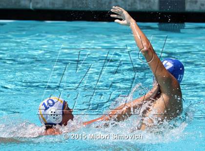 Thumbnail 2 in Rancho Bernardo vs San Pasqual (Poway Invitational) photogallery.