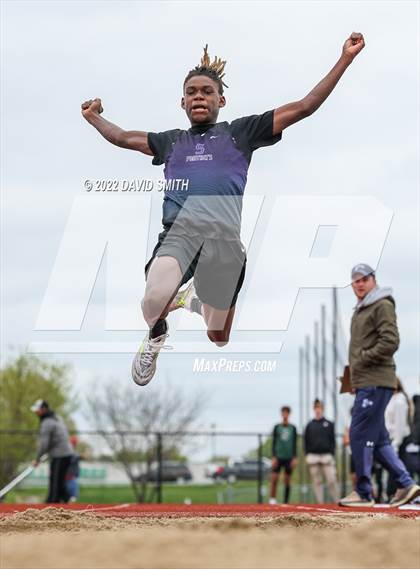 Thumbnail 3 in Suburban Red Conference Championship - Boys Field Events photogallery.