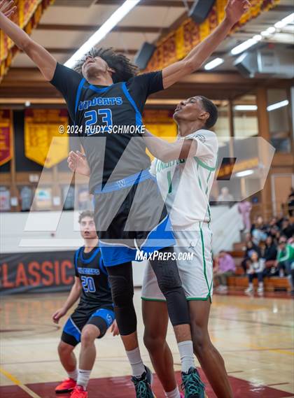 Thumbnail 3 in Windward vs St. Marry's(Torrey Pines Holiday Classic) photogallery.