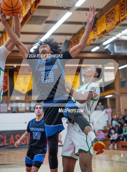Thumbnail 2 in Windward vs St. Marry's(Torrey Pines Holiday Classic) photogallery.