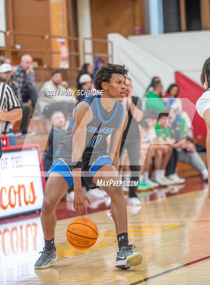Thumbnail 3 in Windward vs St. Marry's(Torrey Pines Holiday Classic) photogallery.