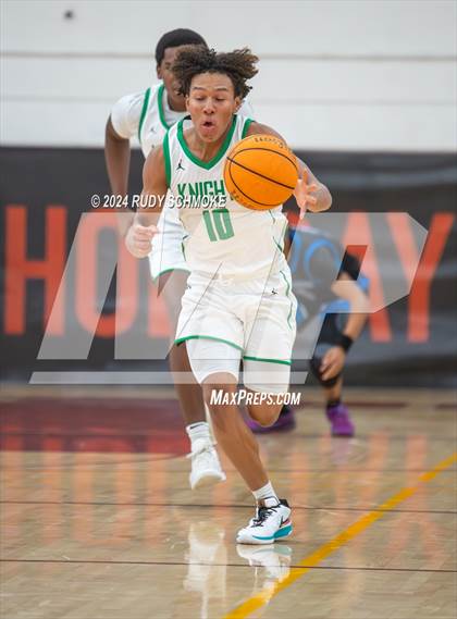Thumbnail 1 in Windward vs St. Marry's(Torrey Pines Holiday Classic) photogallery.
