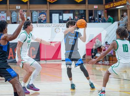 Thumbnail 3 in Windward vs St. Marry's(Torrey Pines Holiday Classic) photogallery.