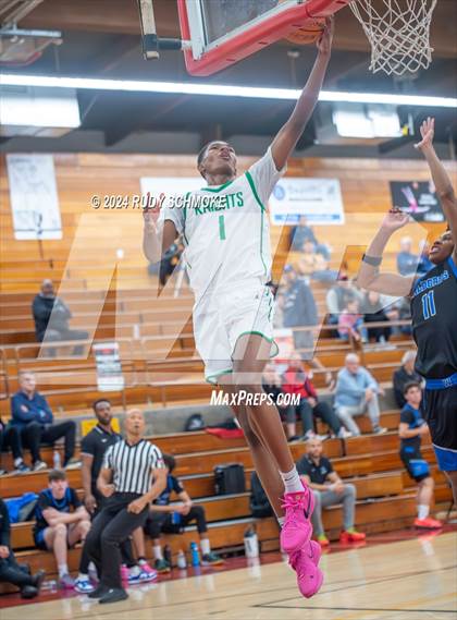 Thumbnail 1 in Windward vs St. Marry's(Torrey Pines Holiday Classic) photogallery.