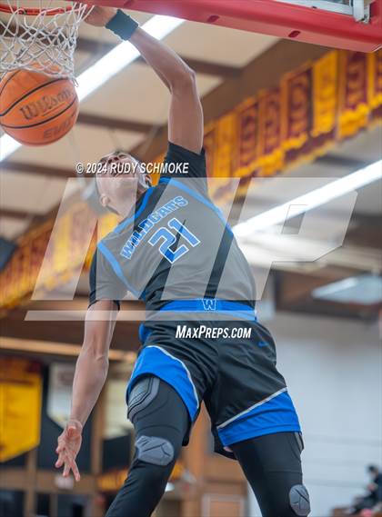 Thumbnail 2 in Windward vs St. Marry's(Torrey Pines Holiday Classic) photogallery.