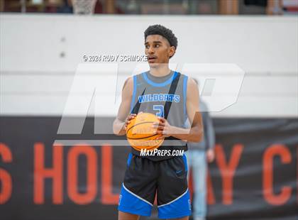 Thumbnail 1 in Windward vs St. Marry's(Torrey Pines Holiday Classic) photogallery.
