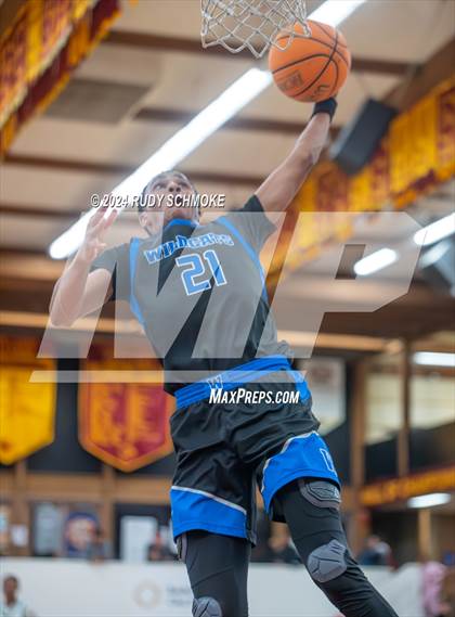 Thumbnail 2 in Windward vs St. Marry's(Torrey Pines Holiday Classic) photogallery.