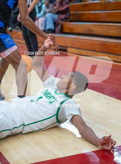 Thumbnail 1 in Windward vs St. Marry's(Torrey Pines Holiday Classic) photogallery.