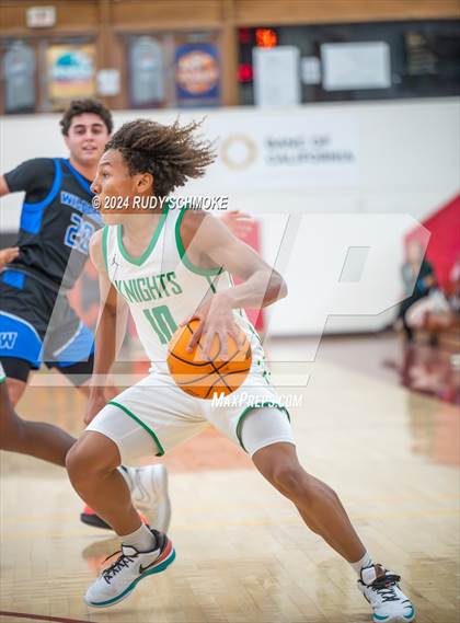 Thumbnail 3 in Windward vs St. Marry's(Torrey Pines Holiday Classic) photogallery.