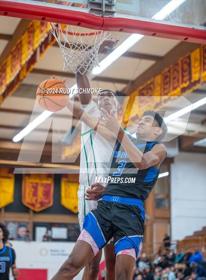 Thumbnail 2 in Windward vs St. Marry's(Torrey Pines Holiday Classic) photogallery.