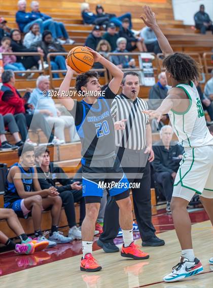 Thumbnail 2 in Windward vs St. Marry's(Torrey Pines Holiday Classic) photogallery.