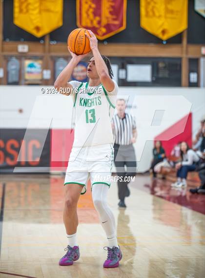 Thumbnail 2 in Windward vs St. Marry's(Torrey Pines Holiday Classic) photogallery.