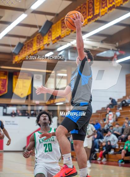 Thumbnail 3 in Windward vs St. Marry's(Torrey Pines Holiday Classic) photogallery.
