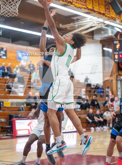 Thumbnail 3 in Windward vs St. Marry's(Torrey Pines Holiday Classic) photogallery.