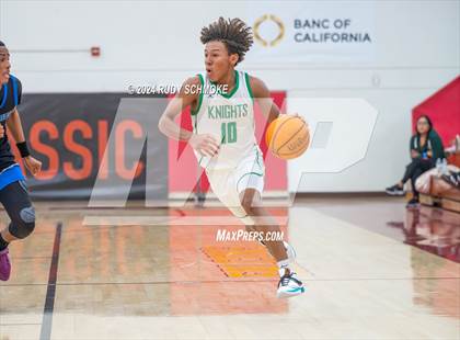 Thumbnail 2 in Windward vs St. Marry's(Torrey Pines Holiday Classic) photogallery.