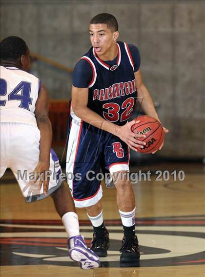 Thumbnail 3 in Franklin vs. Pleasant Grove (CIF SJS D1 Playoffs) photogallery.