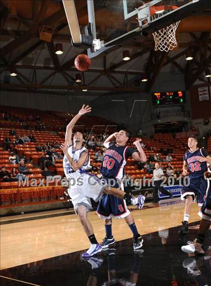 Thumbnail 3 in Franklin vs. Pleasant Grove (CIF SJS D1 Playoffs) photogallery.