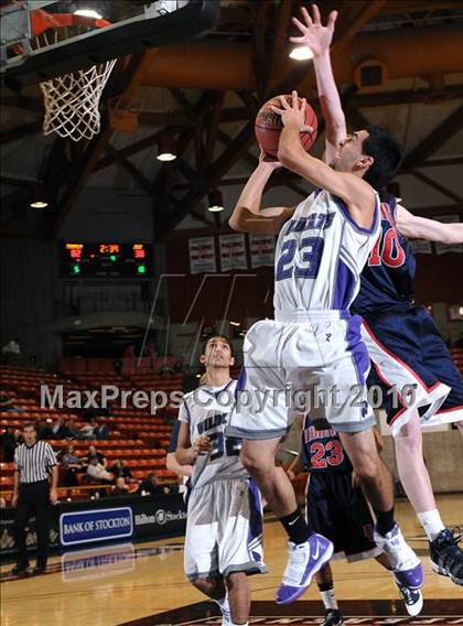 Thumbnail 3 in Franklin vs. Pleasant Grove (CIF SJS D1 Playoffs) photogallery.