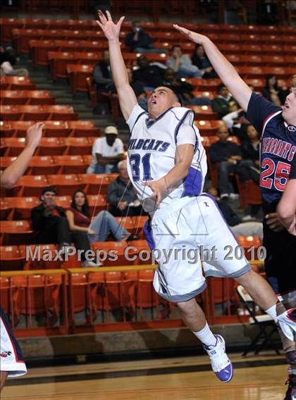 Thumbnail 2 in Franklin vs. Pleasant Grove (CIF SJS D1 Playoffs) photogallery.