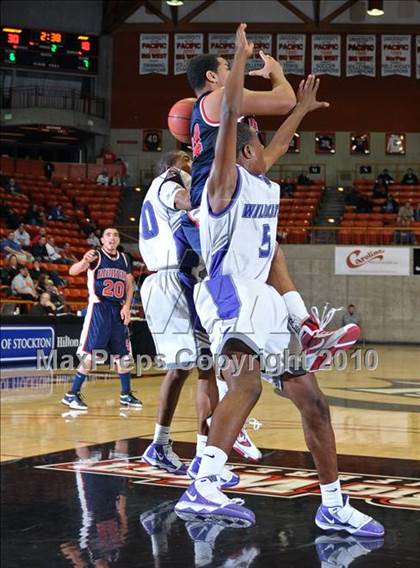 Thumbnail 1 in Franklin vs. Pleasant Grove (CIF SJS D1 Playoffs) photogallery.