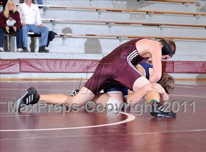 Thumbnail 3 in Benton vs Marion photogallery.