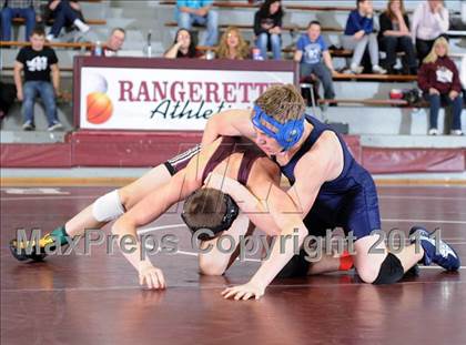 Thumbnail 2 in Benton vs Marion photogallery.
