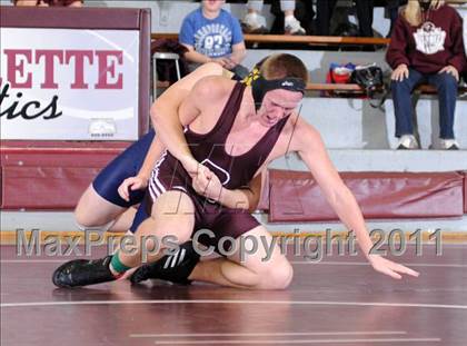 Thumbnail 2 in Benton vs Marion photogallery.