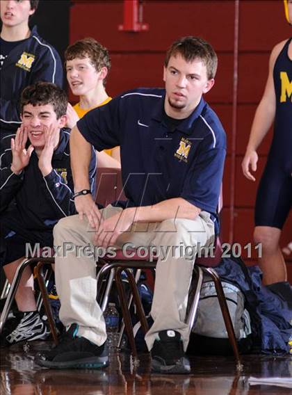Thumbnail 1 in Benton vs Marion photogallery.