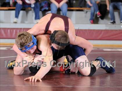 Thumbnail 2 in Benton vs Marion photogallery.