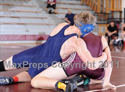 Thumbnail 3 in Benton vs Marion photogallery.