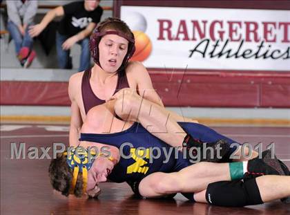 Thumbnail 3 in Benton vs Marion photogallery.