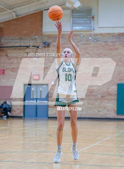 Thumbnail 3 in Kaukauna vs Sunnyslope (Cactus Jam Tournament) photogallery.