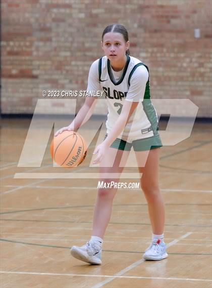 Thumbnail 2 in Kaukauna vs Sunnyslope (Cactus Jam Tournament) photogallery.