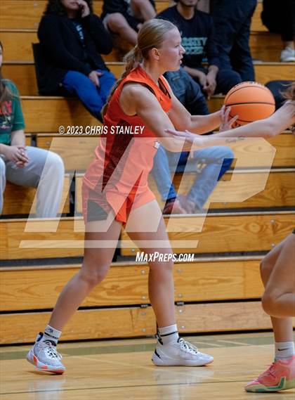 Thumbnail 1 in Kaukauna vs Sunnyslope (Cactus Jam Tournament) photogallery.