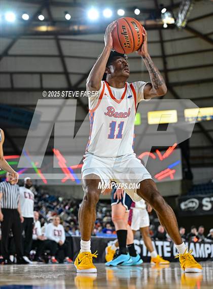 Thumbnail 2 in Eastside Catholic @ Rainier Beach (WIAA State 3A Round of 12) photogallery.