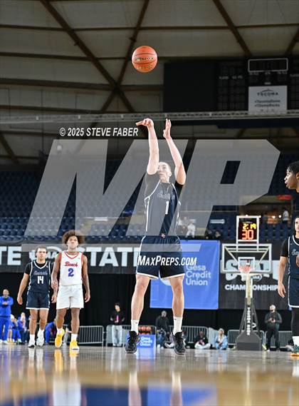 Thumbnail 1 in Eastside Catholic @ Rainier Beach (WIAA State 3A Round of 12) photogallery.