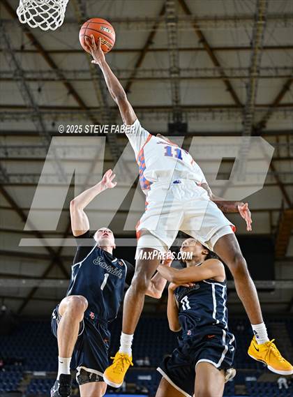 Thumbnail 3 in Eastside Catholic @ Rainier Beach (WIAA State 3A Round of 12) photogallery.