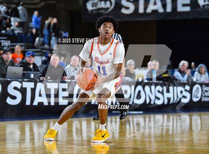Thumbnail 2 in Eastside Catholic @ Rainier Beach (WIAA State 3A Round of 12) photogallery.