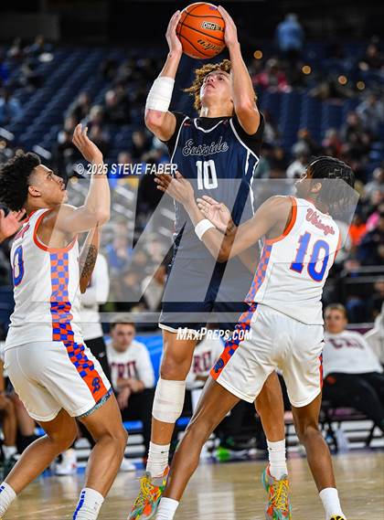 Thumbnail 1 in Eastside Catholic @ Rainier Beach (WIAA State 3A Round of 12) photogallery.