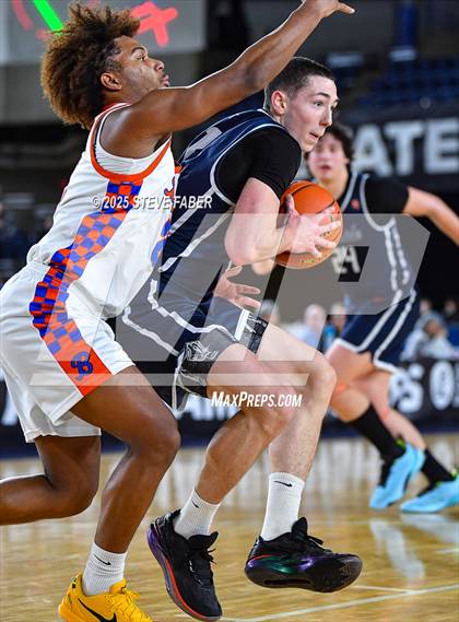 Thumbnail 1 in Eastside Catholic @ Rainier Beach (WIAA State 3A Round of 12) photogallery.