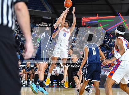 Thumbnail 2 in Eastside Catholic @ Rainier Beach (WIAA State 3A Round of 12) photogallery.