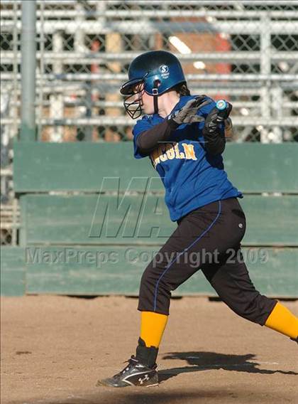 Thumbnail 3 in Lincoln vs. Elk Grove (Pre-Season Tournament of Champions) photogallery.
