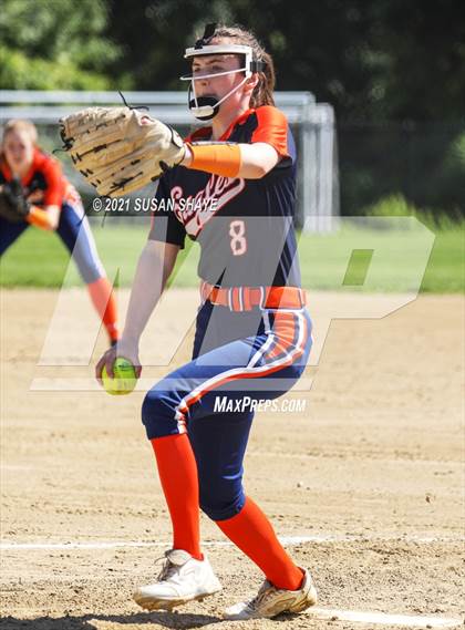 Thumbnail 1 in Advanced Math & Science Academy vs. Tahanto Regional (MIAA Division 3 Central Quarterfinal) photogallery.
