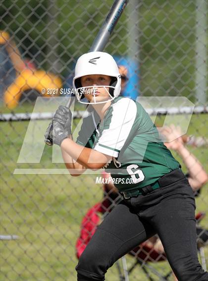 Thumbnail 1 in Advanced Math & Science Academy vs. Tahanto Regional (MIAA Division 3 Central Quarterfinal) photogallery.