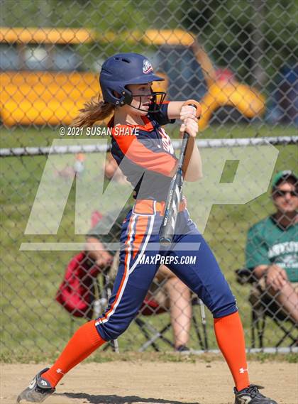 Thumbnail 1 in Advanced Math & Science Academy vs. Tahanto Regional (MIAA Division 3 Central Quarterfinal) photogallery.