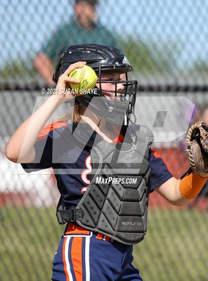 Thumbnail 3 in Advanced Math & Science Academy vs. Tahanto Regional (MIAA Division 3 Central Quarterfinal) photogallery.