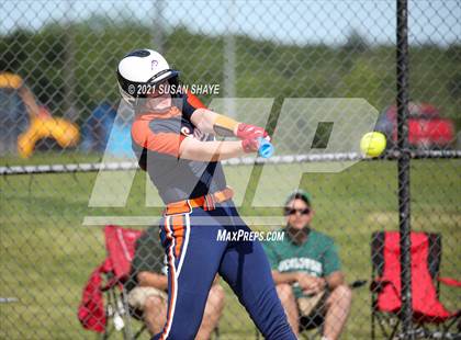 Thumbnail 2 in Advanced Math & Science Academy vs. Tahanto Regional (MIAA Division 3 Central Quarterfinal) photogallery.