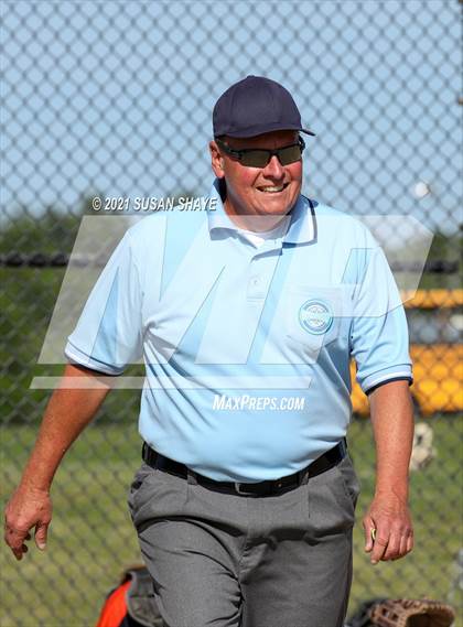 Thumbnail 1 in Advanced Math & Science Academy vs. Tahanto Regional (MIAA Division 3 Central Quarterfinal) photogallery.