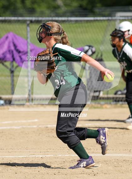 Thumbnail 2 in Advanced Math & Science Academy vs. Tahanto Regional (MIAA Division 3 Central Quarterfinal) photogallery.