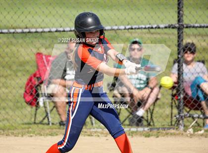 Thumbnail 1 in Advanced Math & Science Academy vs. Tahanto Regional (MIAA Division 3 Central Quarterfinal) photogallery.
